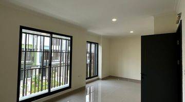 Gambar 3 Dijual Rumah Di Leonora, Gading Serpong, 2 Lantai, Baru