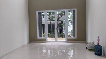 Gambar 3 Rumah Bagus 2 Lantai BSD City, Tangerang. Rm