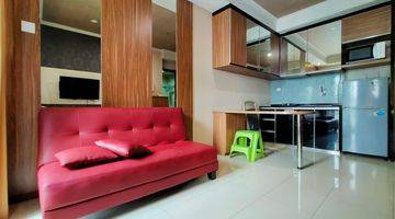 Gambar 4 Disewakan 2BR Furnish Bagus Lt. Tinggi Apt. Royal Mediterania