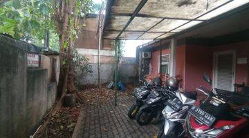 Gambar 1 Rumah Lama Ex Kost, Disewa , Perlu Renov, Cocok Untuk Cafe / Office Strategies, Jl Hang Jebat Keb Baru Jaksel 12160