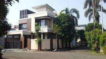 Gambar 2 Rumah Mewah Area Bsd Anggrek Loka, Posisi Hook Tahap Finishing