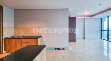 Gambar 5 Apartemen The Windsor Puri Indah 2br Big Master Lb.147m2