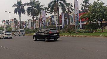 Gambar 3 Ruko 3 Lantai Hadap Jalan Raya Gading Serpong Boulevard 