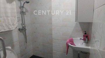 Gambar 1 Apartemen Tifolia Studio Corner Lantai Tengah  