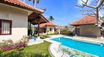 Gambar 4 PRIVATE BALINESE STYLE VILLA AT ONE GATED AREA BENOA