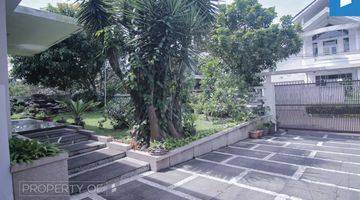 Gambar 3 Rumah Bagus Furnished SHM di Setramurni, Bandung