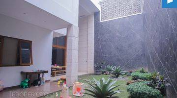 foto lainnya rumah mewah 2 lantai bagus