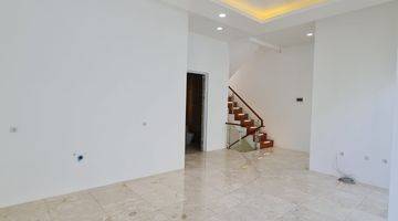 Gambar 1 Dijual Rumah Kamojang Residence Jakarta Timur 3 Lantai Furnish