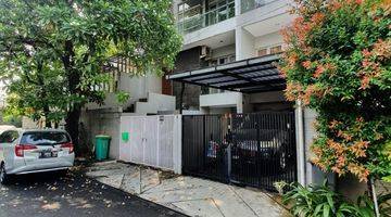 Gambar 1 Disewakan Rumah Modern Furnished Di Pondok Indah 