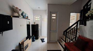 Gambar 3 Rumah 2 Lantai Bagus Furnished, Virginia Village, Gading Serpong.