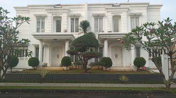 Gambar 1 Rumah Kembar Teras Golf Bsd