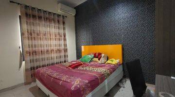 Gambar 4 RUMAH FURNISHED DI CLUSTER SOLO BARU