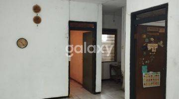 Gambar 3 Rumah Wisma Lidah Kulon, Row Jalan 2 Mobil + 1 Motor