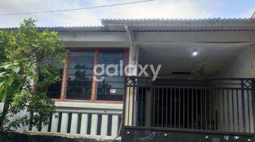 Gambar 1 Rumah Wisma Lidah Kulon, Row Jalan 2 Mobil + 1 Motor