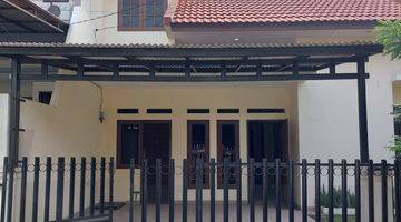 Gambar 1 Dijual Rumah Siap Huni 2 Lantai di Bintaro Sektor 2