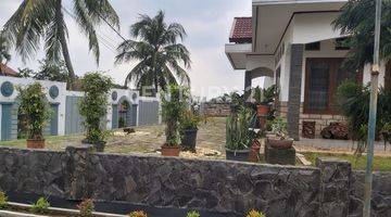 Gambar 2 RUMAH SUDUT DALAM KOMPLEK ELIT DEPOK LUAS TANAH REAL 1099 METER