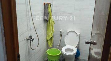 Gambar 5 RUMAH SEMI FURNISHED 3LANTAI SIAP HUNI DI TAMANSARI