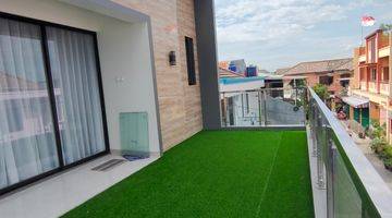 Gambar 4 Jual Rumah Area Kalideres 2 Lantai Semi Furnish 