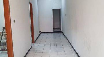 Gambar 3 Rumah Cocok Small Office Akses Jalan Lebar Di Tebet