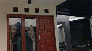 Gambar 2 Rumah Baru Renovasi 2 Lantai di Tebet