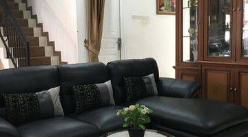 Gambar 5 Rumah 2 Lantai Furnished Di Tebet 