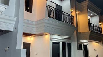 Gambar 2 Dijual Rumah Siap Huni Classic Modern Free Biaya" Di Bintaro