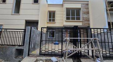 Gambar 5 3 Unit Rumah Baru 2 Lantai Shm Sektor 7 Gading Serpong