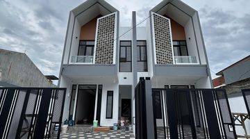 Gambar 1 Rumah Brand New Di Kav Dki, Meruya Utara