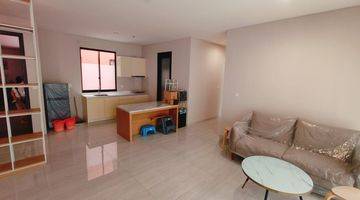 Gambar 1 Sewa Apartment Lloyd Low Rise Alam Sutera Full Furnish 2 Br Murah