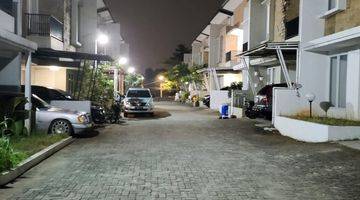 Gambar 2 Dijual Rumah di Townhouse Bukit Laguna Jagakarsa Jakarta Selatan