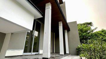 Gambar 5 Luxury House Modern Citraland Utama, Surabaya Barat