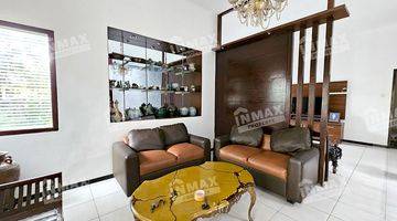 Gambar 5 Disewakan Rumah Hook 2 Lantai Murah Semi Furnished di Griya Shanta