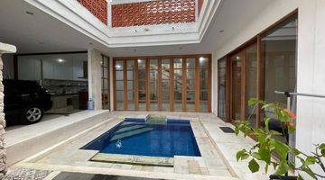 Gambar 3 Villa Jual Lokasi Petitenget