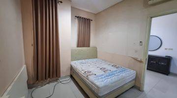 Gambar 3 Rumah Green Lake City di Amerika Latin, Renovasi 2½ lantai, Furnished, SHM