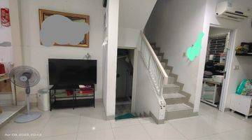 Gambar 4 Rumah di Golf Lake Residence 6x15, Renovated and Furnished