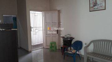 Gambar 1 Rumah 2 Lantai Bagus Unfurnished SHM di Alamanda Indah 3, Bekasi