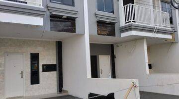 tampak depan rumah dijual murah di jl