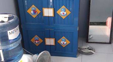 Gambar 3 RUMAH KOST 12 PINTU DI KEDAWUNG