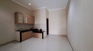 Gambar 3 Dijual Rumah Tanjung Duren, Kt 3, 3 Lantai, Minimalis, Selangkah Ke Central Park Mall, Jakarta Bar