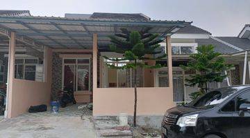 Gambar 2 Rumah villa di Terrace Hill Sentul City 1,5 lantai split