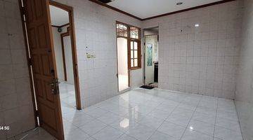 Gambar 2 Dijual rumah citra1 11/4 lantai akses jalan 4 mobil