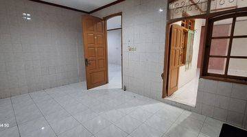 Gambar 4 Dijual rumah citra1 11/4 lantai akses jalan 4 mobil