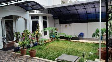 Gambar 5 Dijual Rumah 2 Lantai Dijalan Boulevard