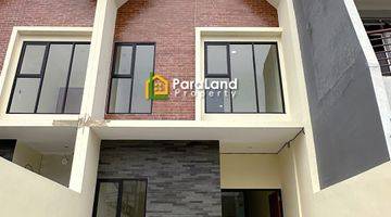 Gambar 1 10 Menit Dr Mal Puri Indah Brand New House Uk 5x25 Row Jalan 3 Mobil