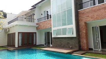 Gambar 1 Beautiful and luxury house at kebayoran baru area