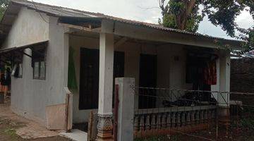 Gambar 2 Rumah dijual itung tanah saja , cocok untuk gudang, industri UMKM