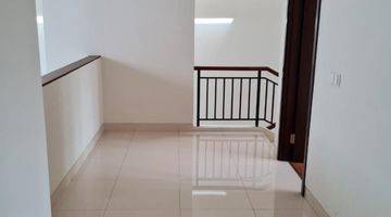 Gambar 4 Dijual Rumah Eminent Precia Bsd Brand New Terawat Siap Huni Rapi