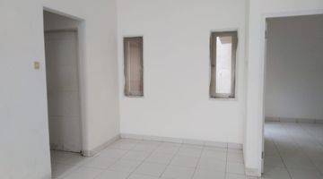 ruang tamu dijual rumah serpong garden 1