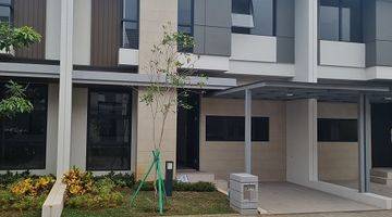 Gambar 1 Rumah Unfurnished di Vanya Park Bsd City Tangerang