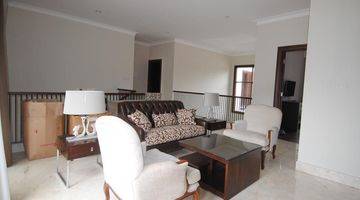 Gambar 4 Rumah Unfurnished Bagus Shm Di Jl Kebayoran Baru